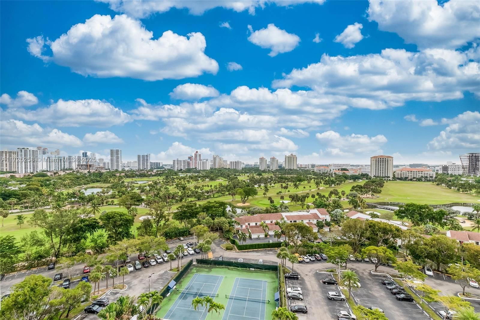 Real estate property located at 20225 34th Ct #1614, Miami-Dade, DELVISTA TOWERS CONDO, Aventura, FL