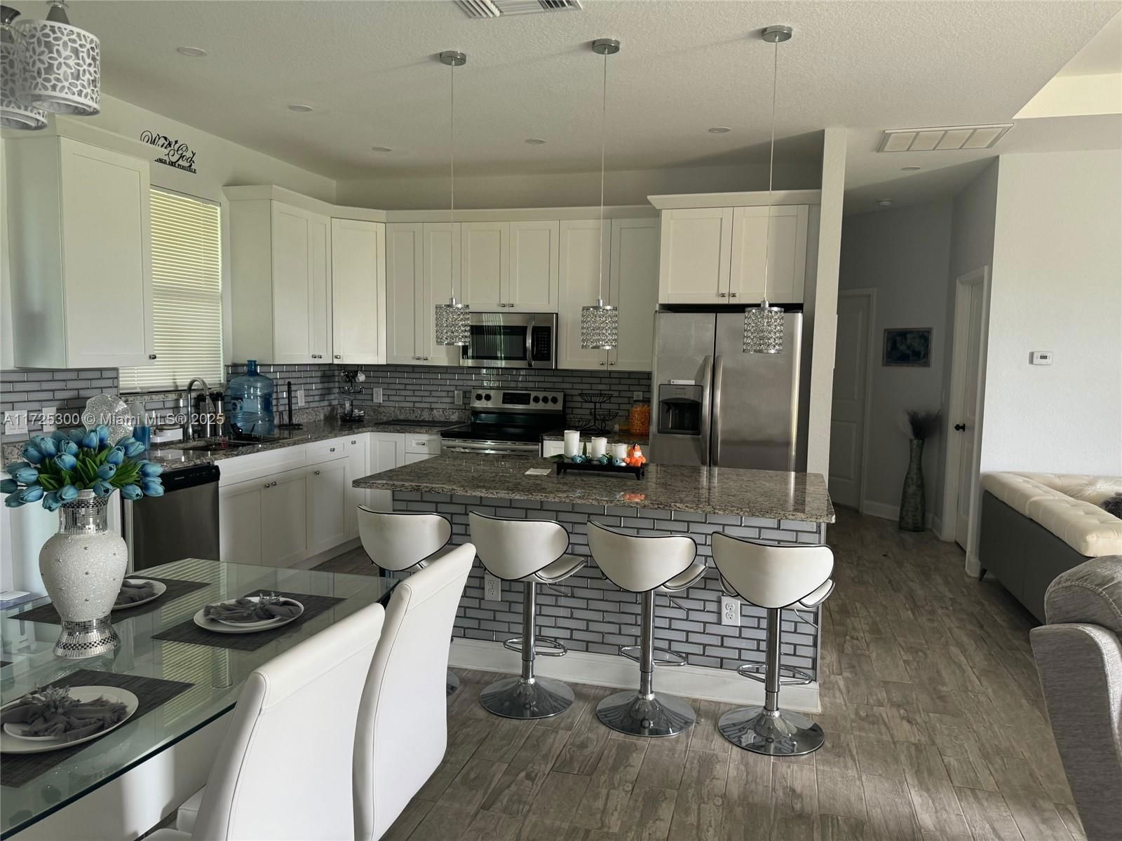 Real estate property located at 1209 20 Street, Lee, Lee County, Cape Coral, FL