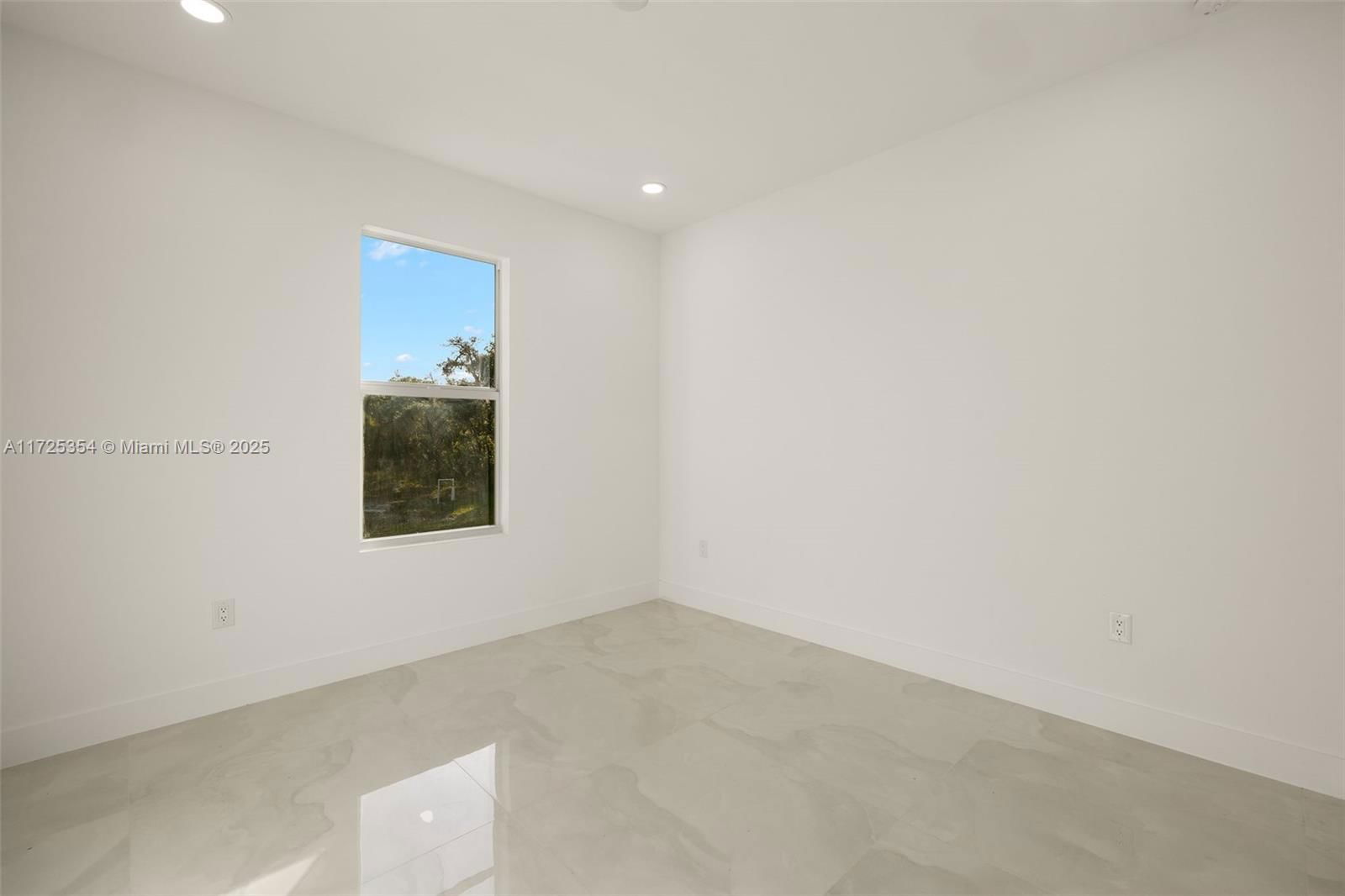 Real estate property located at 1804 Roosevelt, Lee, Lehigh Acres, Lehigh Acres, FL