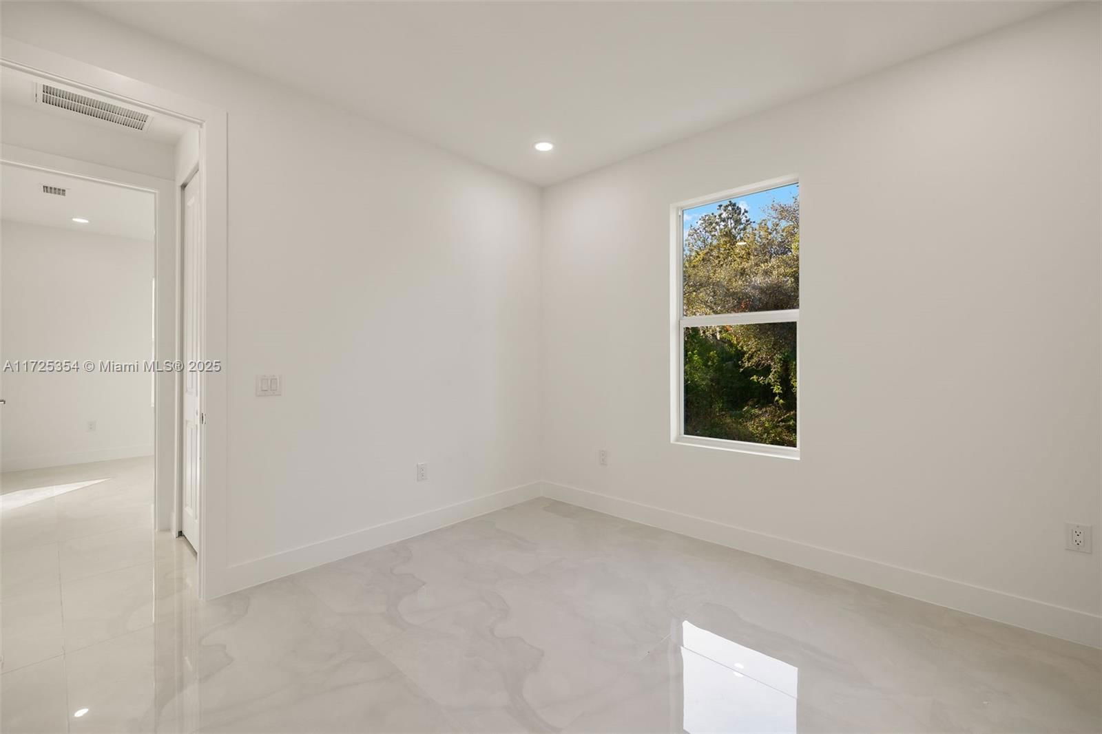 Real estate property located at 1804 Roosevelt, Lee, Lehigh Acres, Lehigh Acres, FL