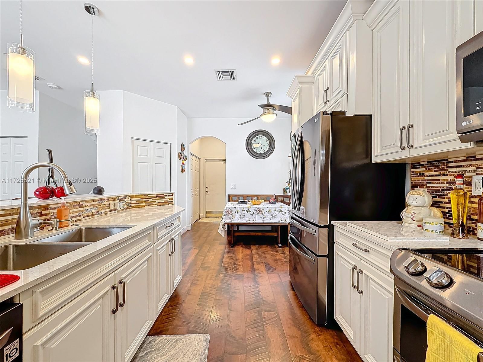 Real estate property located at 6796 32nd Ct, Broward, Holiday Springs East, Margate, FL