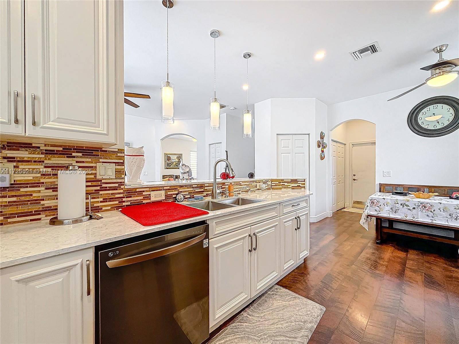 Real estate property located at 6796 32nd Ct, Broward, Holiday Springs East, Margate, FL