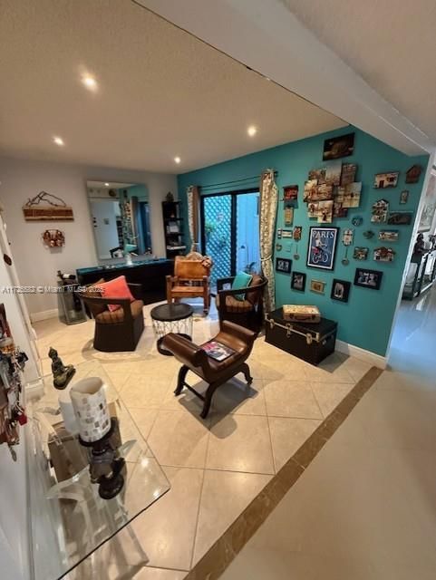 Real estate property located at 313 Lakeside Ct, Broward, Lakeside Villas At, Sunrise, FL