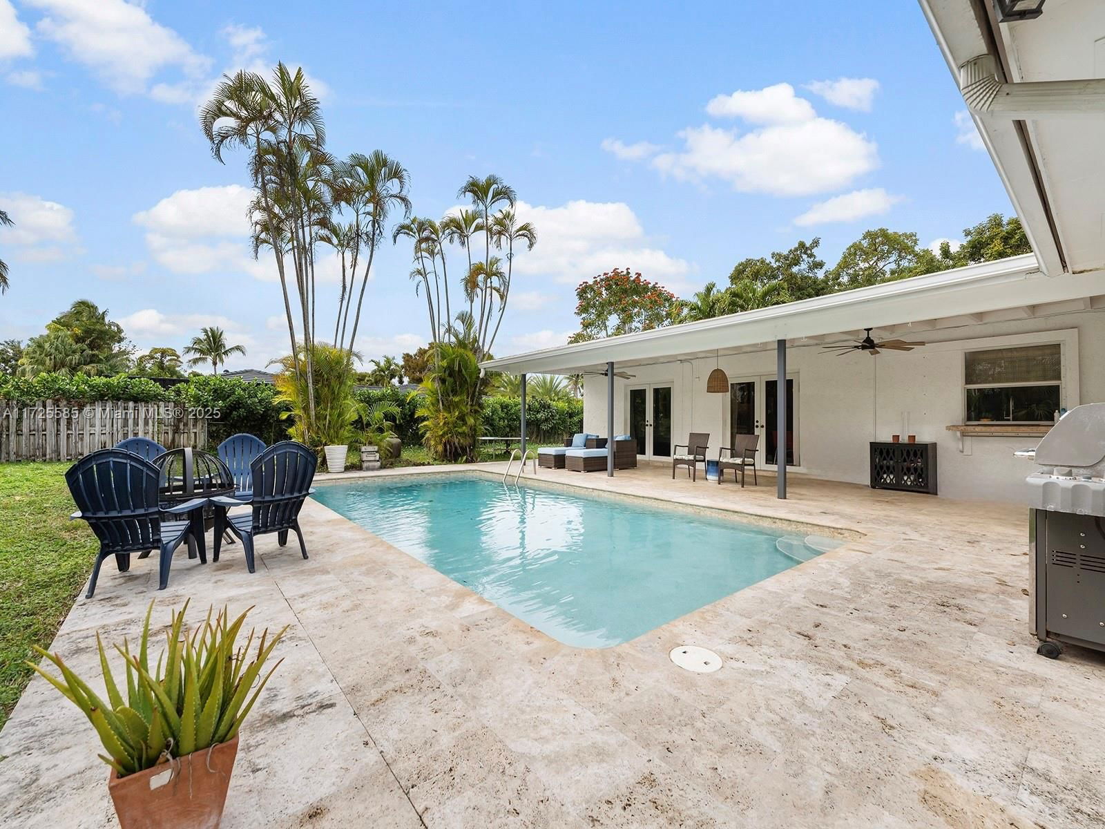 Real estate property located at 10320 121st St, Miami-dade, Pine Needle Estates Sec T, Miami, FL