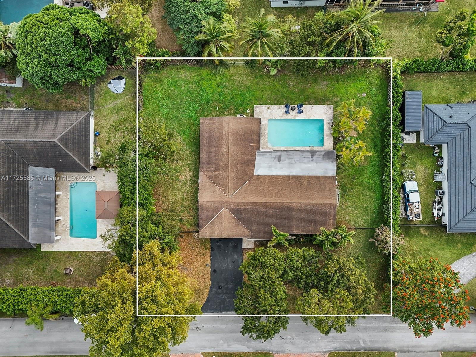 Real estate property located at 10320 121st St, Miami-dade, Pine Needle Estates Sec T, Miami, FL