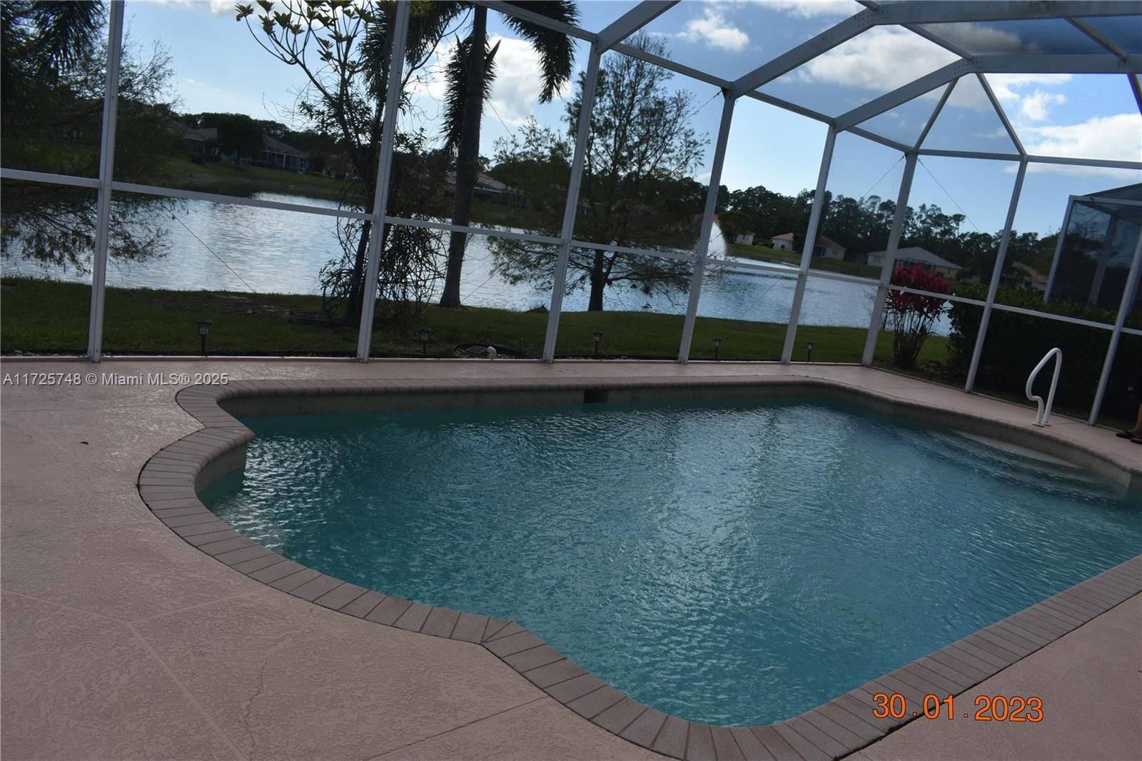 Real estate property located at 7639 Berkshire Pines Dr, Collier, Subd Shores At Berkshire, Naples, FL