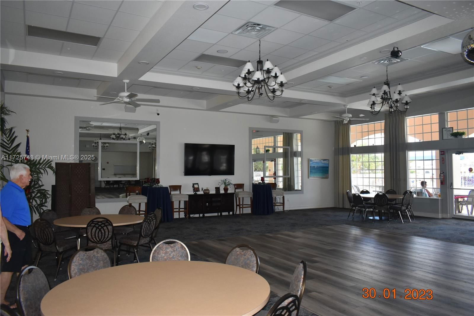 Real estate property located at 7639 Berkshire Pines Dr, Collier, Subd Shores At Berkshire, Naples, FL