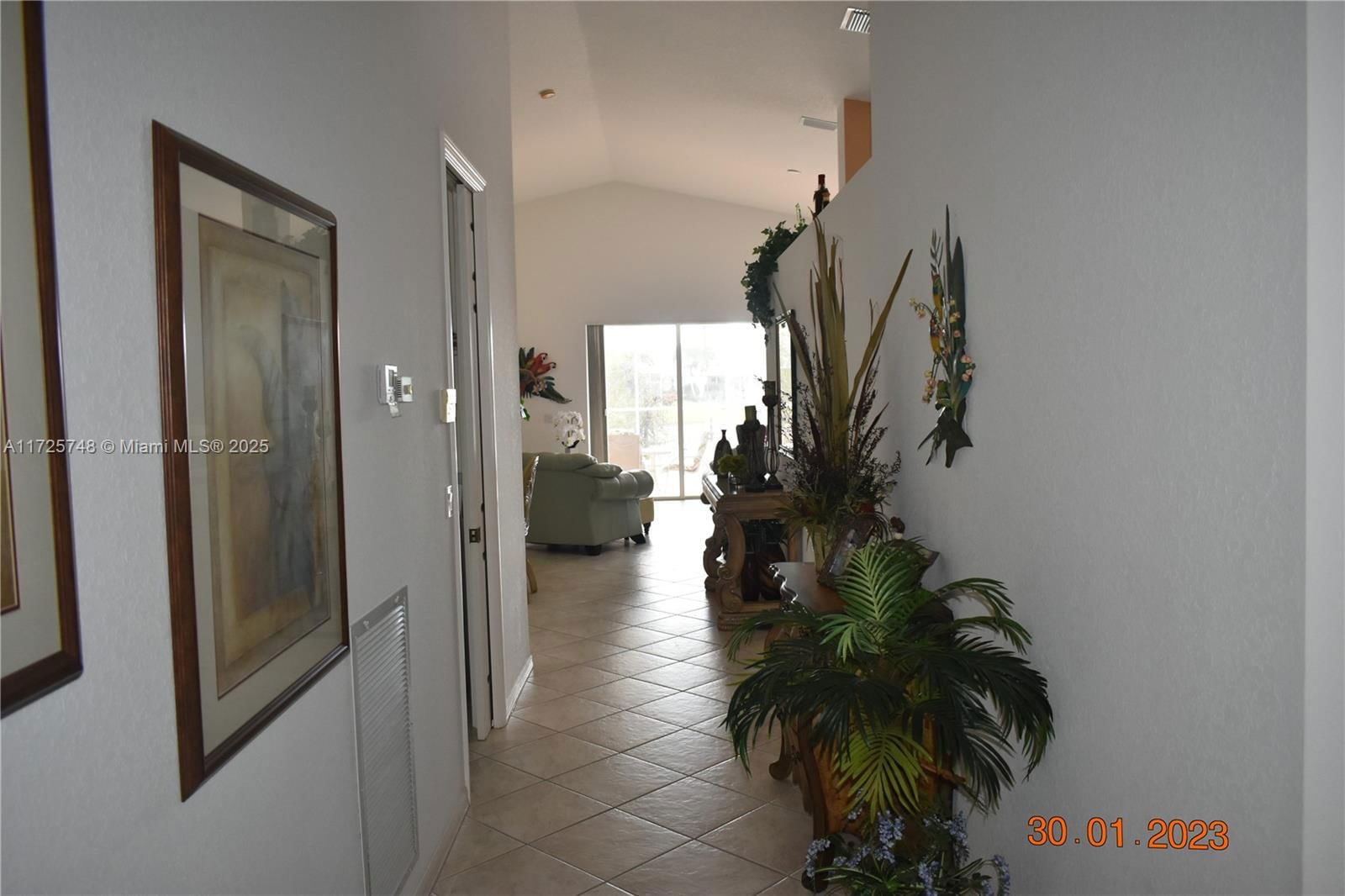 Real estate property located at 7639 Berkshire Pines Dr, Collier, Subd Shores At Berkshire, Naples, FL