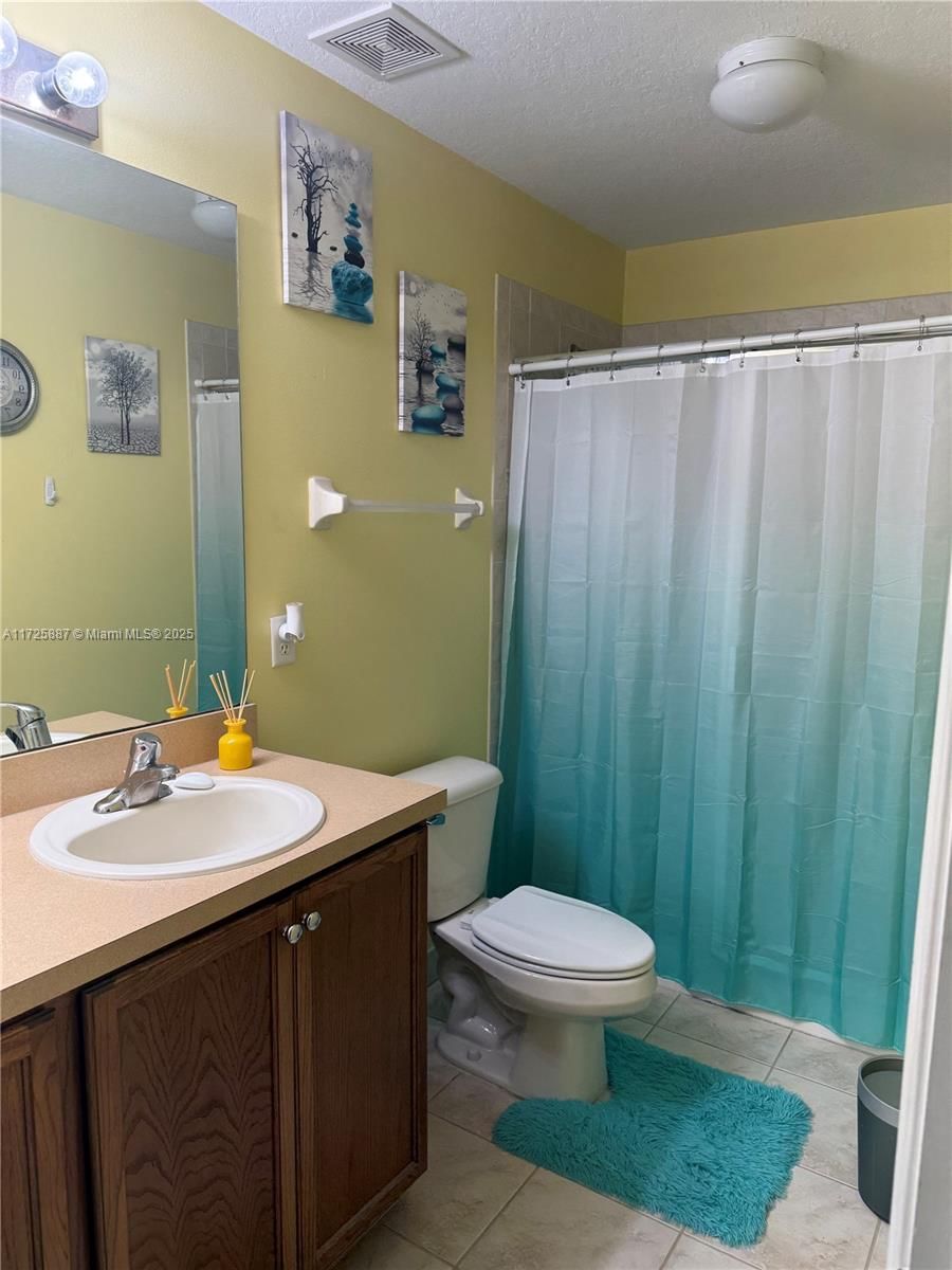 Real estate property located at 2780 Birmingham Dr, Other, Lexington Lakes, Other City - In The State Of Florida, FL