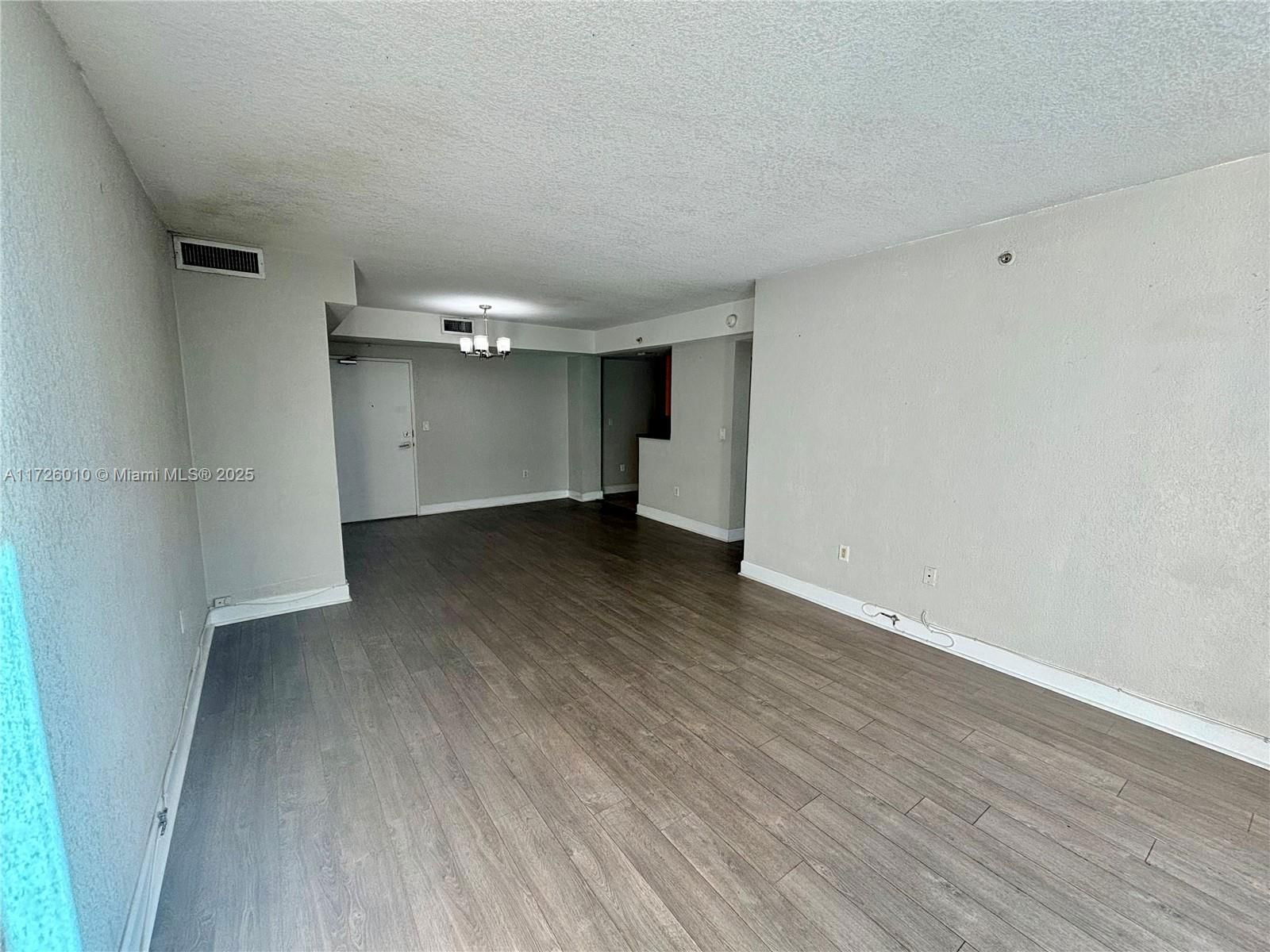Real estate property located at 7501 Treasure Dr #1A, Miami-dade, Treasures On The Bay Ii C, North Bay Village, FL