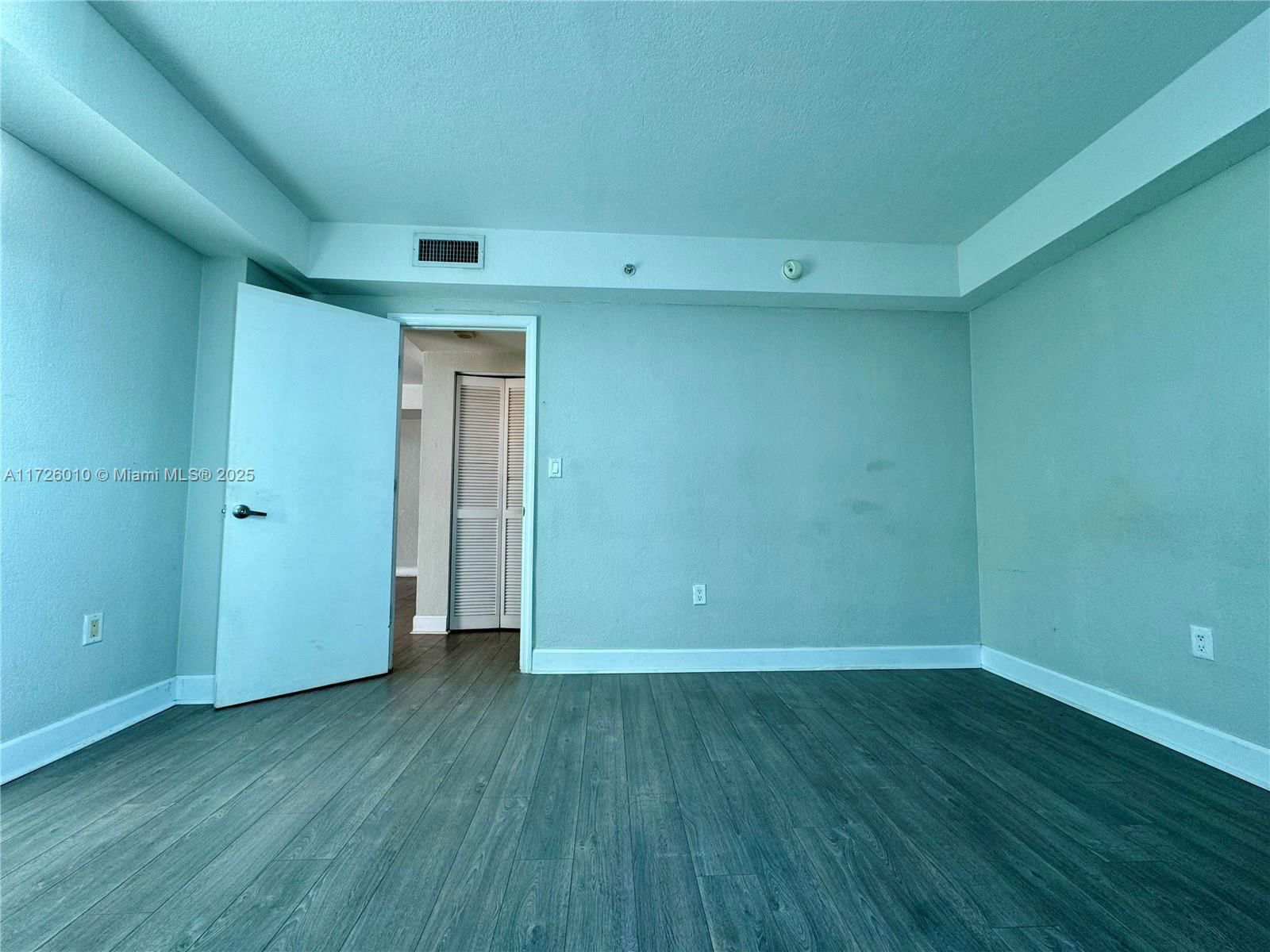 Real estate property located at 7501 Treasure Dr #1A, Miami-dade, Treasures On The Bay Ii C, North Bay Village, FL