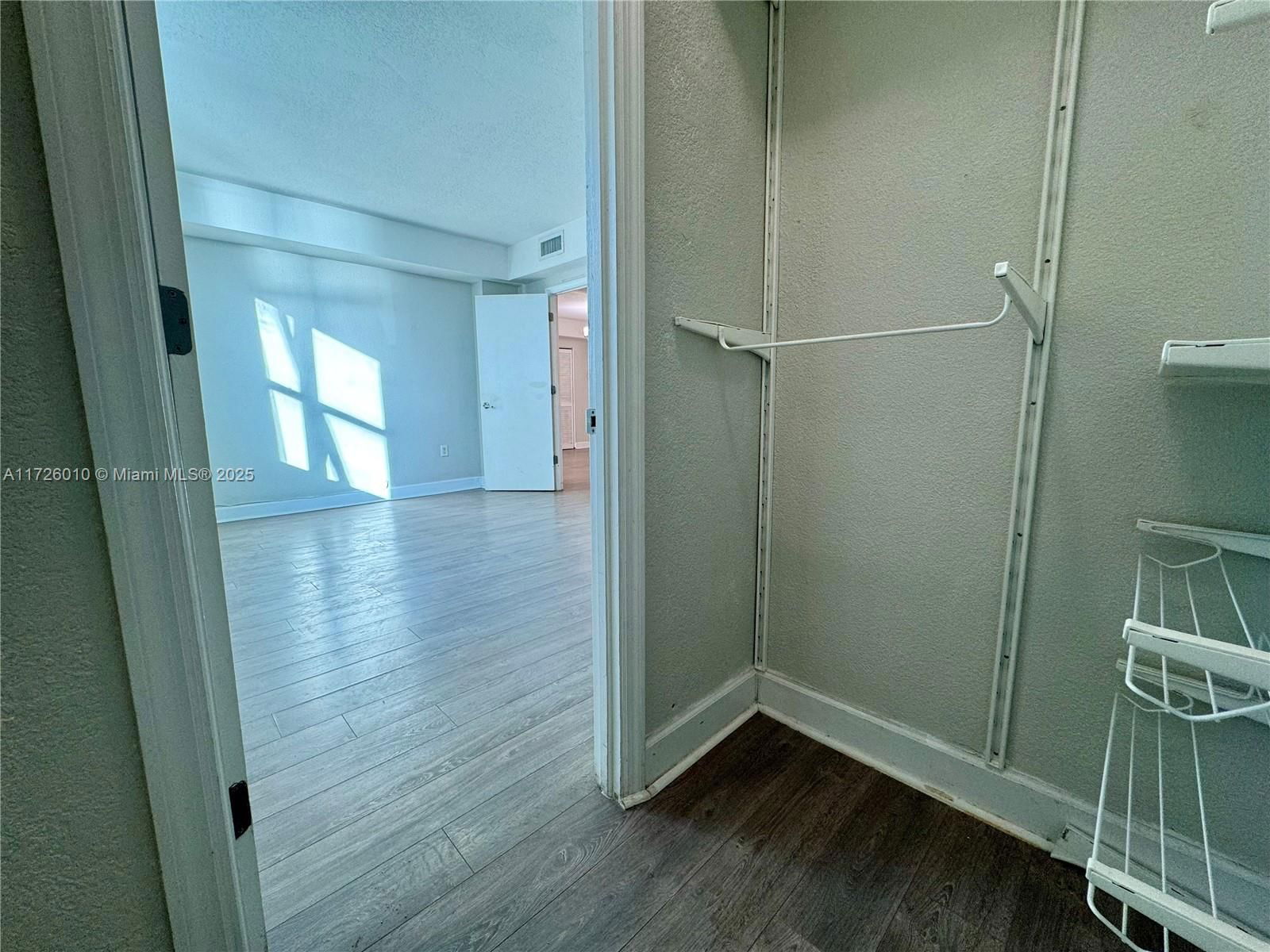 Real estate property located at 7501 Treasure Dr #1A, Miami-dade, Treasures On The Bay Ii C, North Bay Village, FL