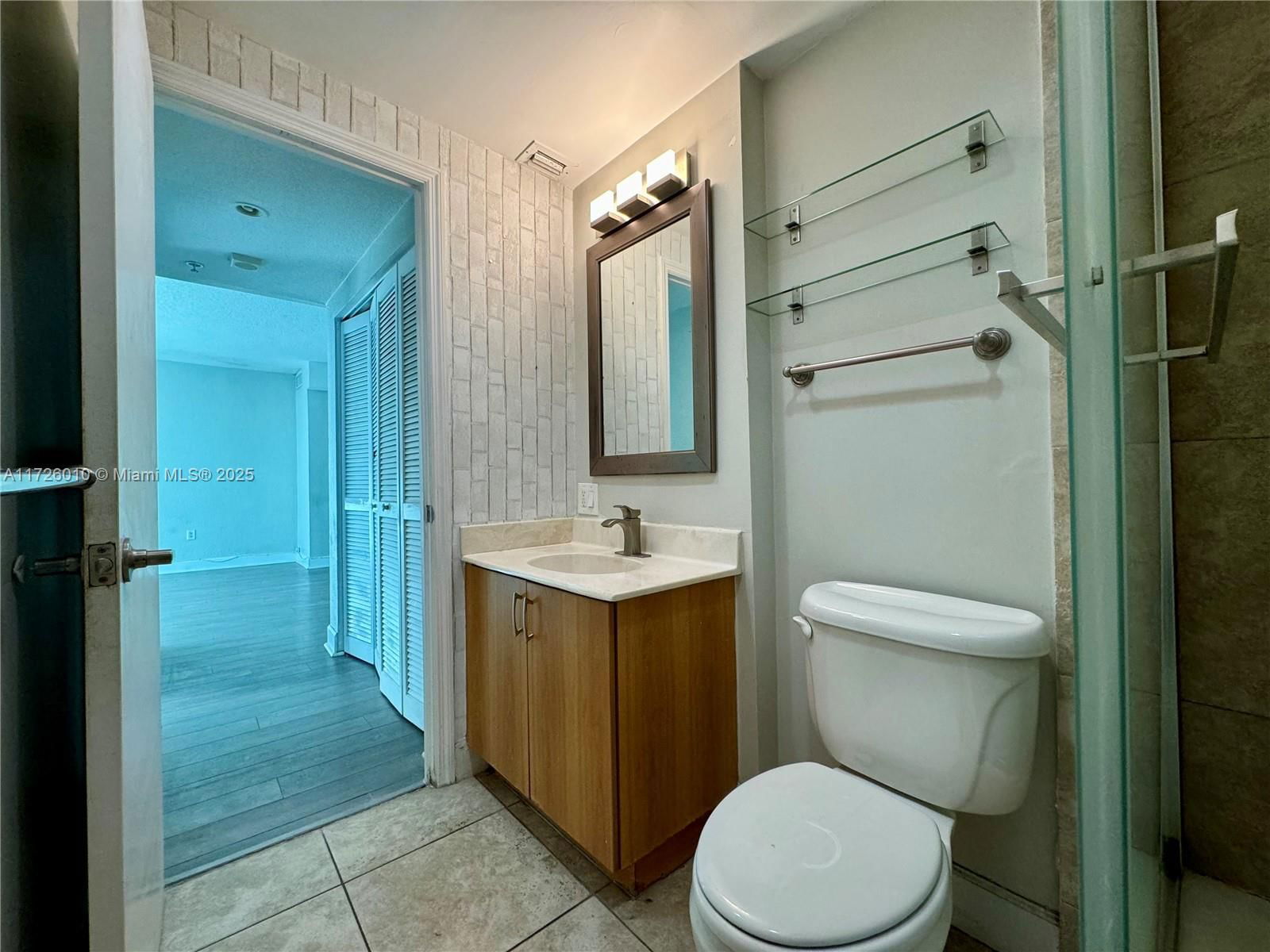 Real estate property located at 7501 Treasure Dr #1A, Miami-dade, Treasures On The Bay Ii C, North Bay Village, FL