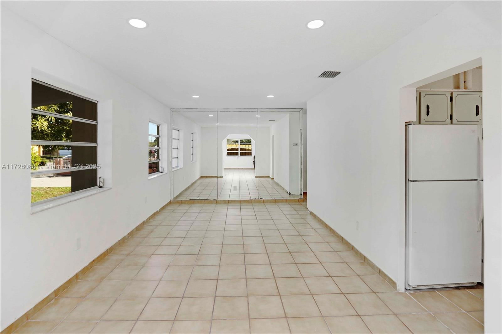 Real estate property located at 9320 43rd St, Miami-dade, Ascot Park, Miami, FL