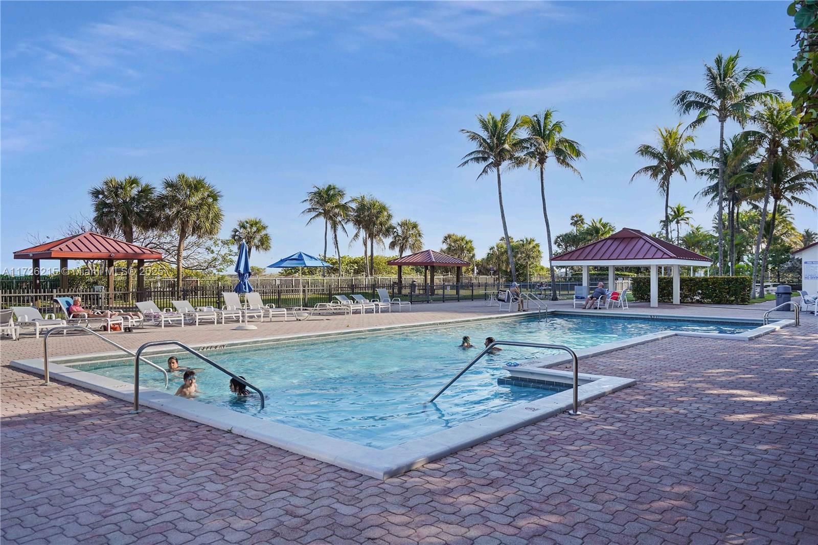 Real estate property located at 2555 Collins Ave #1411, Miami-dade, Club Atlantis Condo, Miami Beach, FL