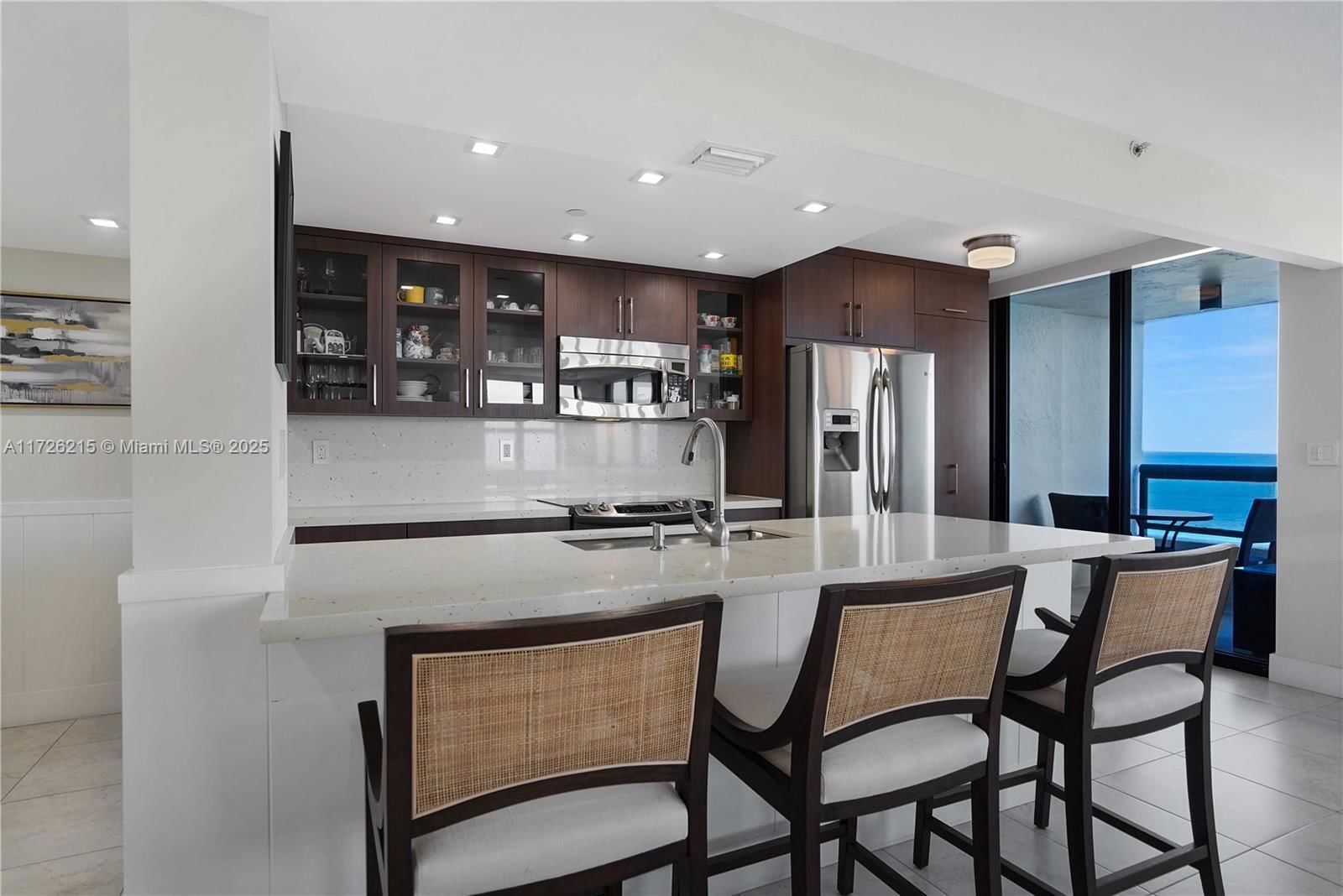 Real estate property located at 2555 Collins Ave #1411, Miami-dade, Club Atlantis Condo, Miami Beach, FL