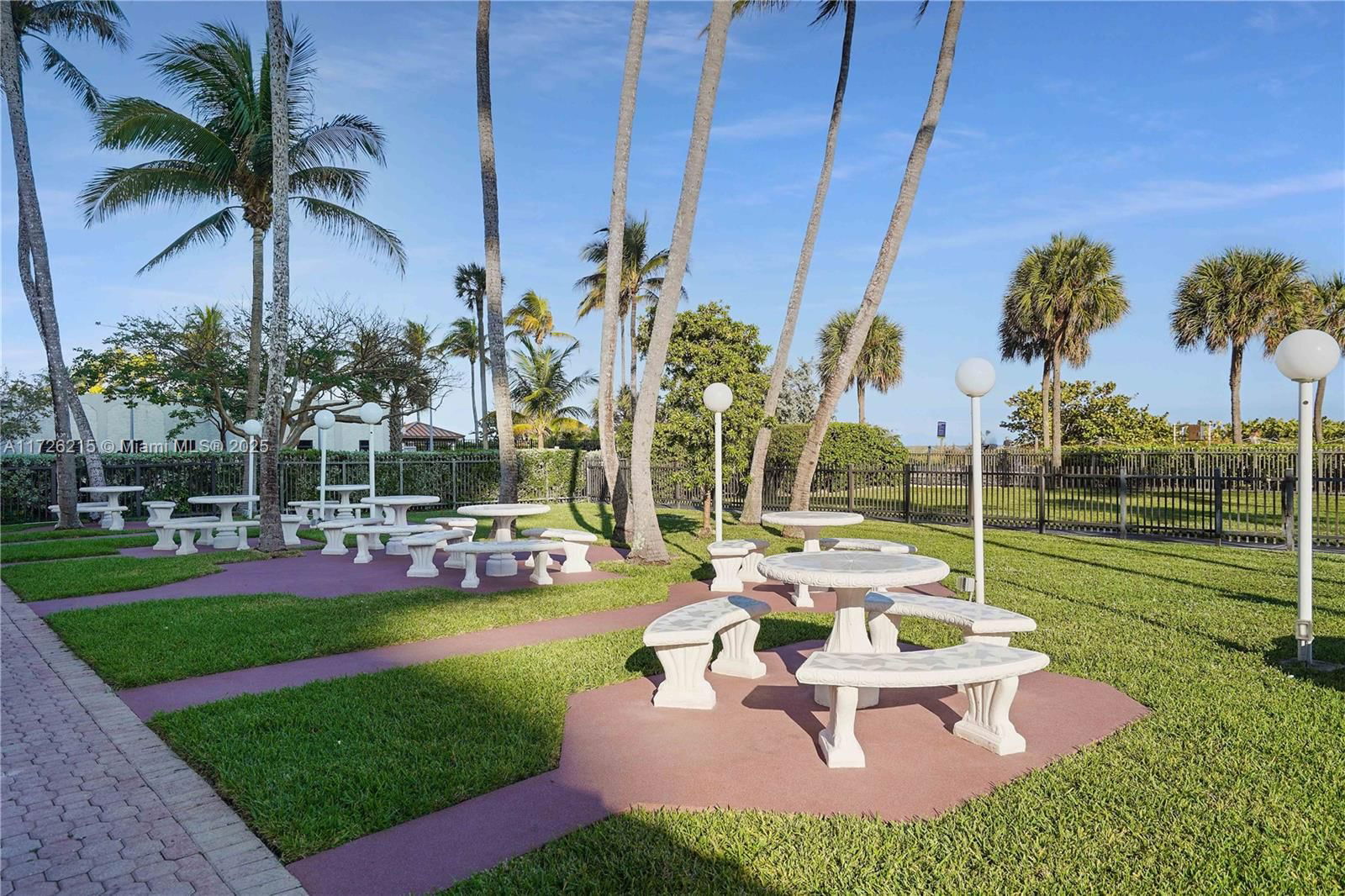 Real estate property located at 2555 Collins Ave #1411, Miami-dade, Club Atlantis Condo, Miami Beach, FL