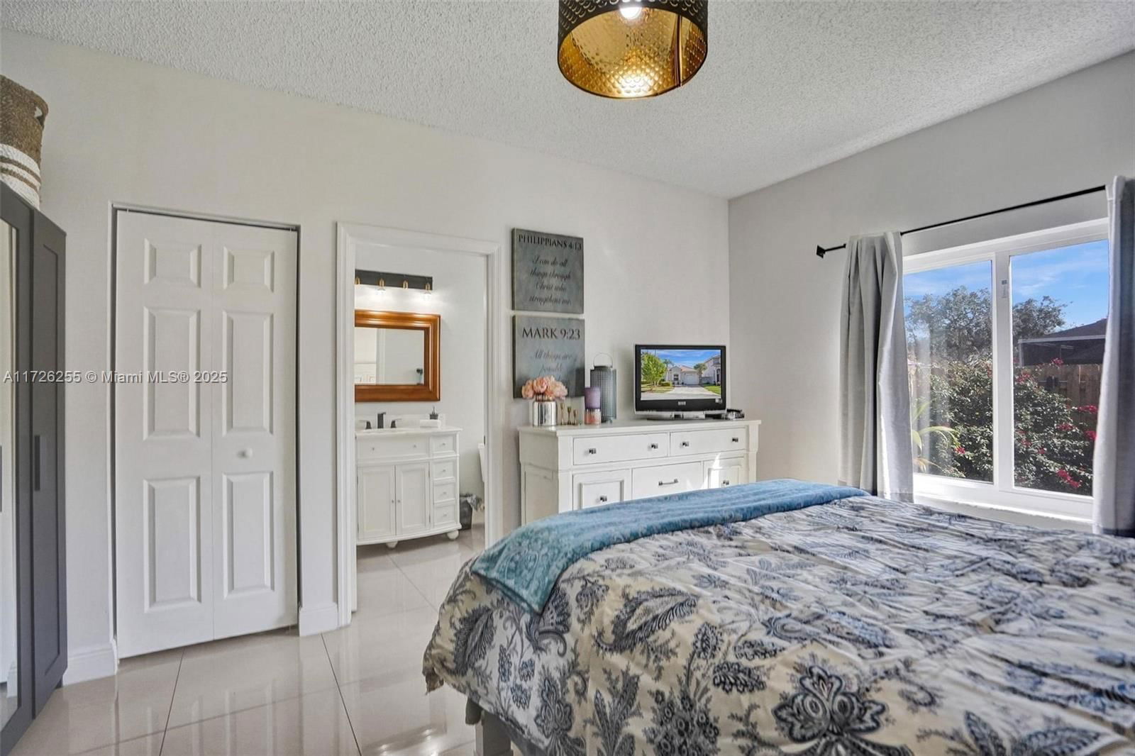 Real estate property located at 1295 171st Ave, Broward, Lakes Of Western Pines Re, Pembroke Pines, FL