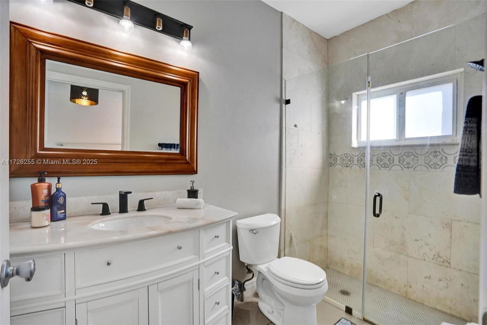 Real estate property located at 1295 171st Ave, Broward, Lakes Of Western Pines Re, Pembroke Pines, FL