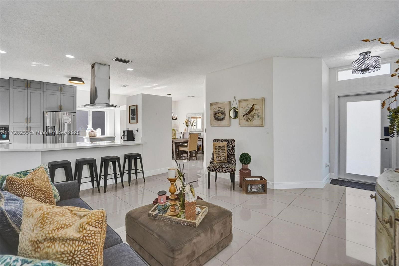 Real estate property located at 1295 171st Ave, Broward, Lakes Of Western Pines Re, Pembroke Pines, FL