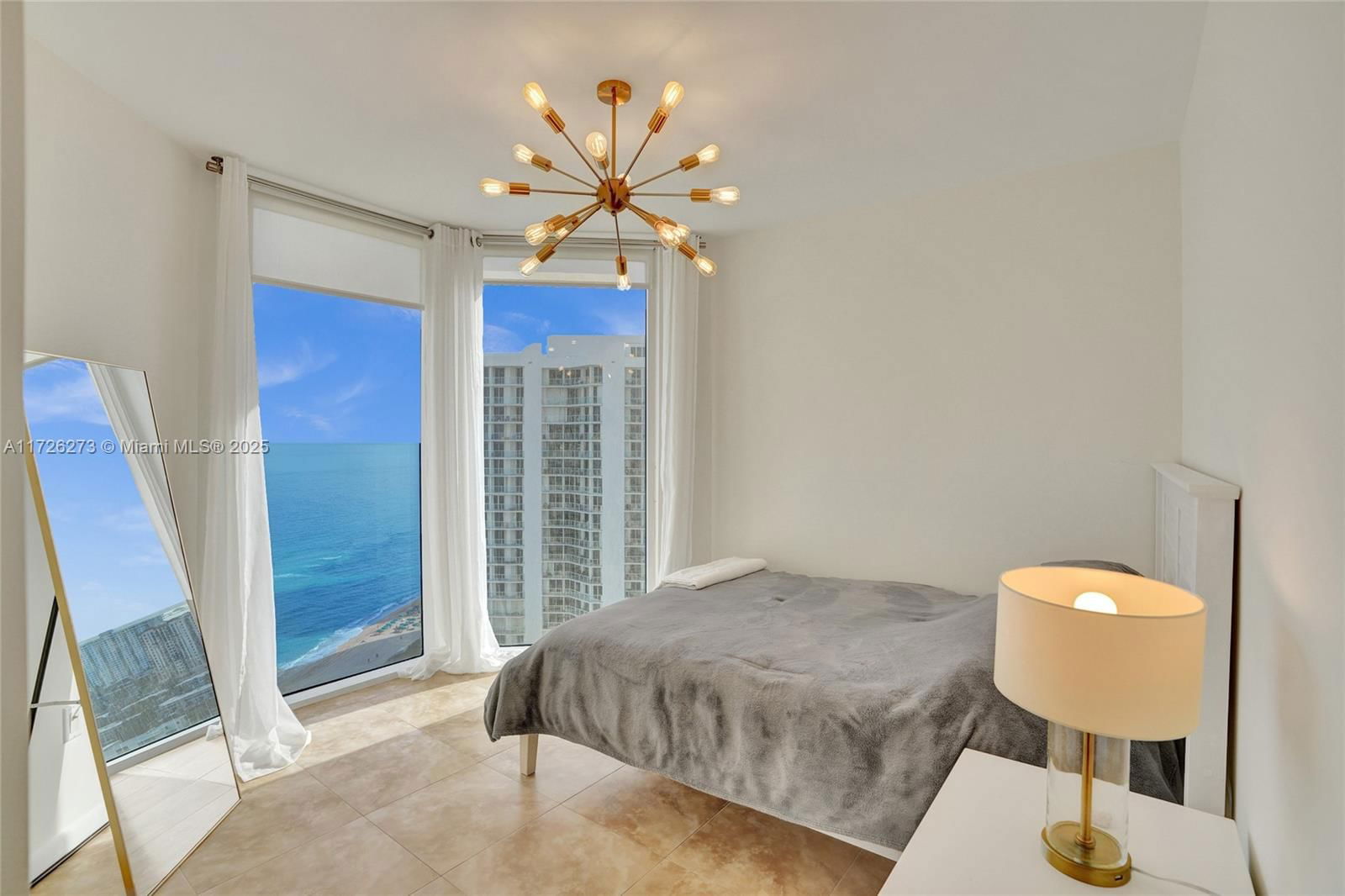 Real estate property located at 16699 Collins Ave #2609, Miami-dade, La Perla Condo, Sunny Isles Beach, FL