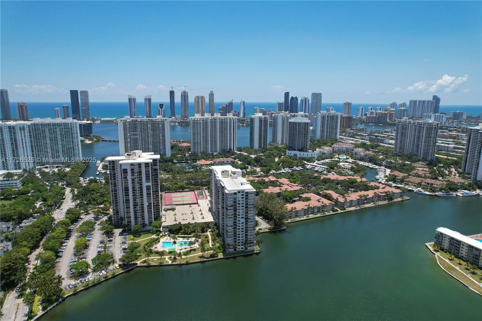 Real estate property located at 18181 31st Ct #2205, Miami-dade, Tower At Biscayne Cove Co, Aventura, FL