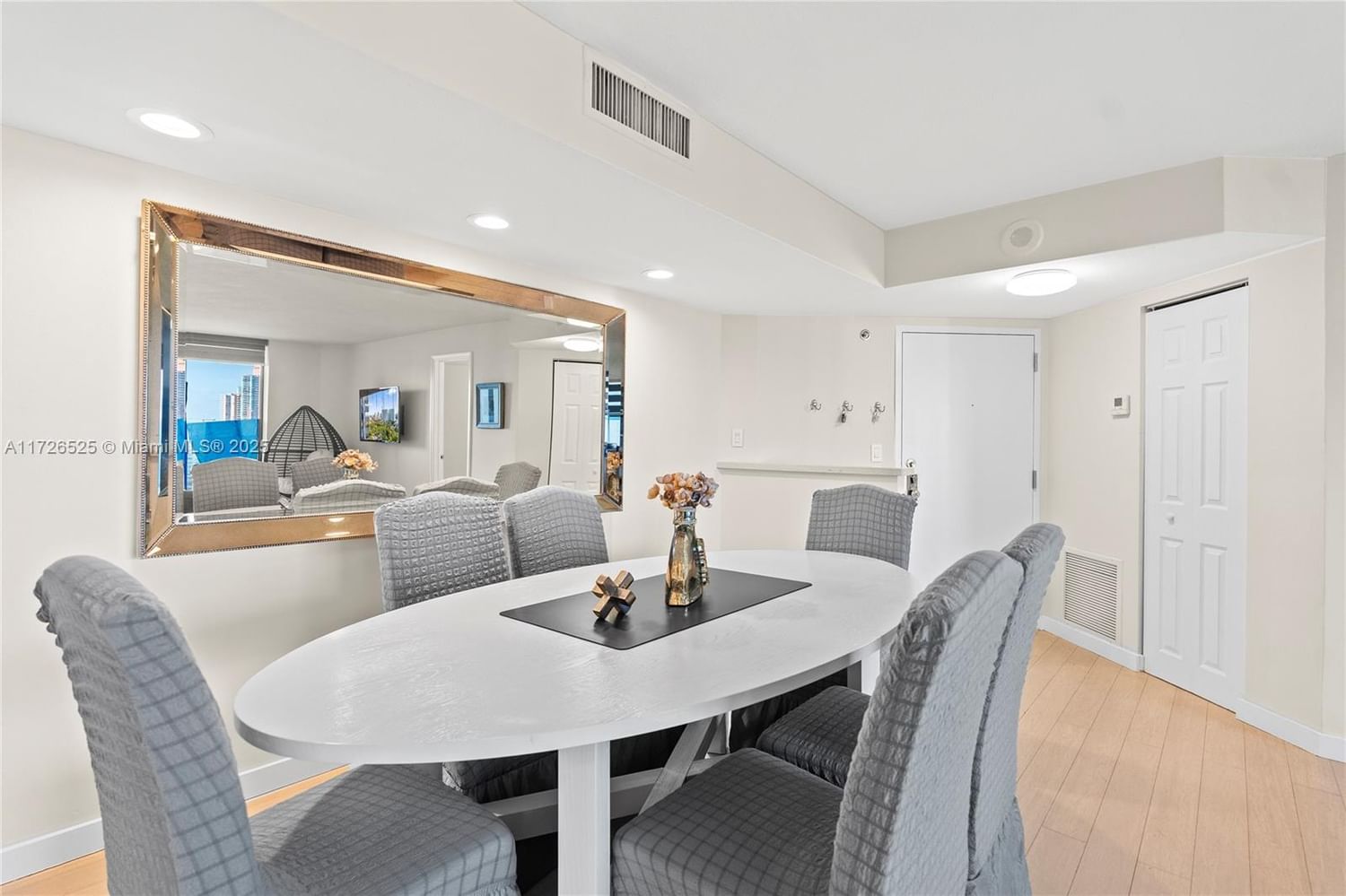 Real estate property located at 18181 31st Ct #2205, Miami-dade, Tower At Biscayne Cove Co, Aventura, FL