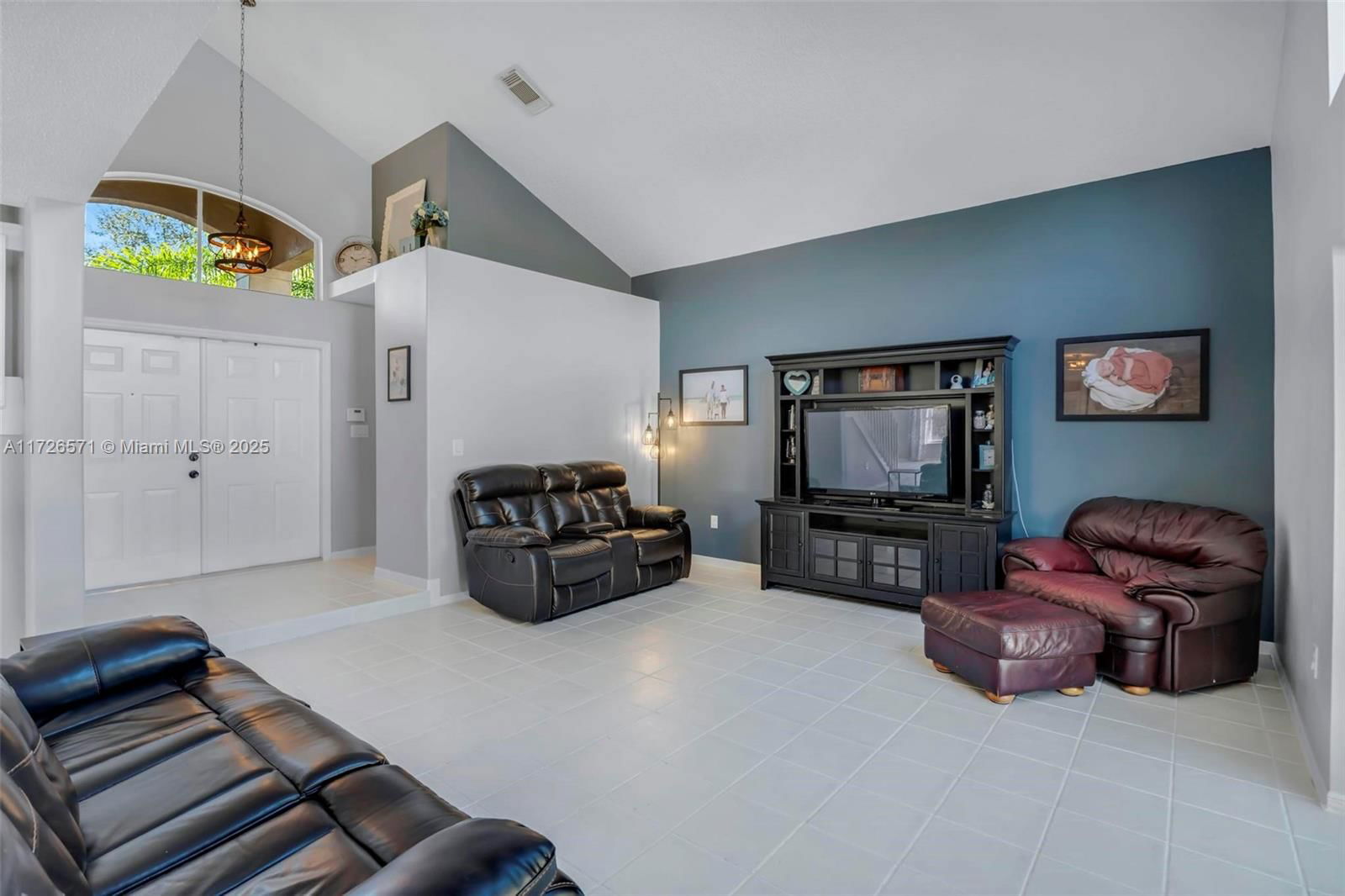 Real estate property located at 19115 25th Ct, Broward, Sunset Lakes Plat Two, Miramar, FL