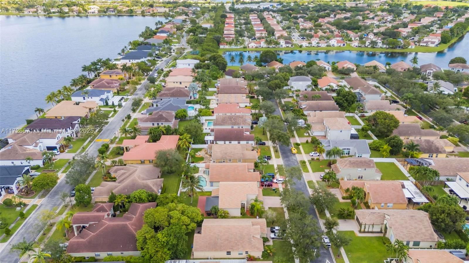 Real estate property located at 19115 25th Ct, Broward, Sunset Lakes Plat Two, Miramar, FL