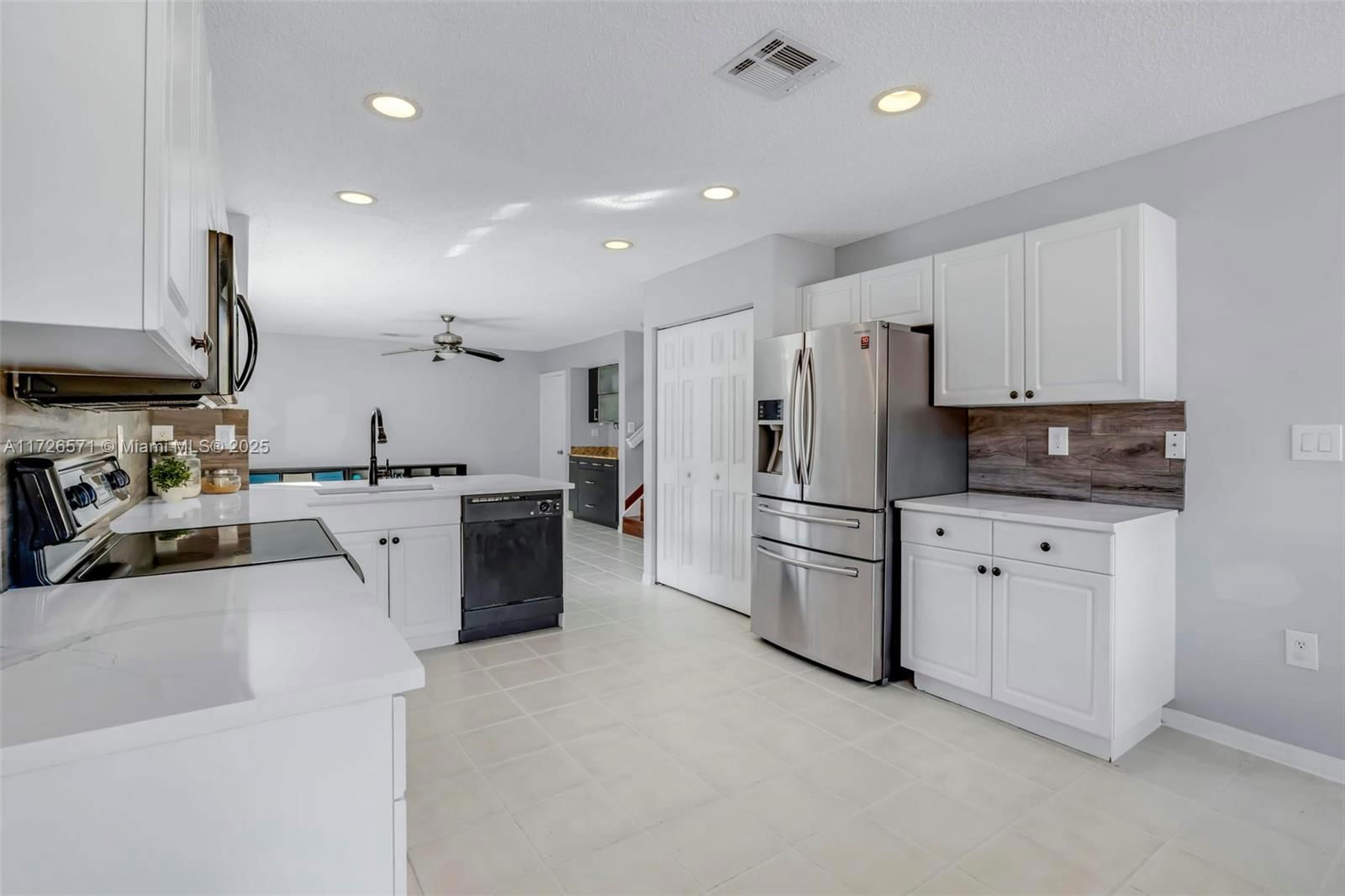 Real estate property located at 19115 25th Ct, Broward, Sunset Lakes Plat Two, Miramar, FL