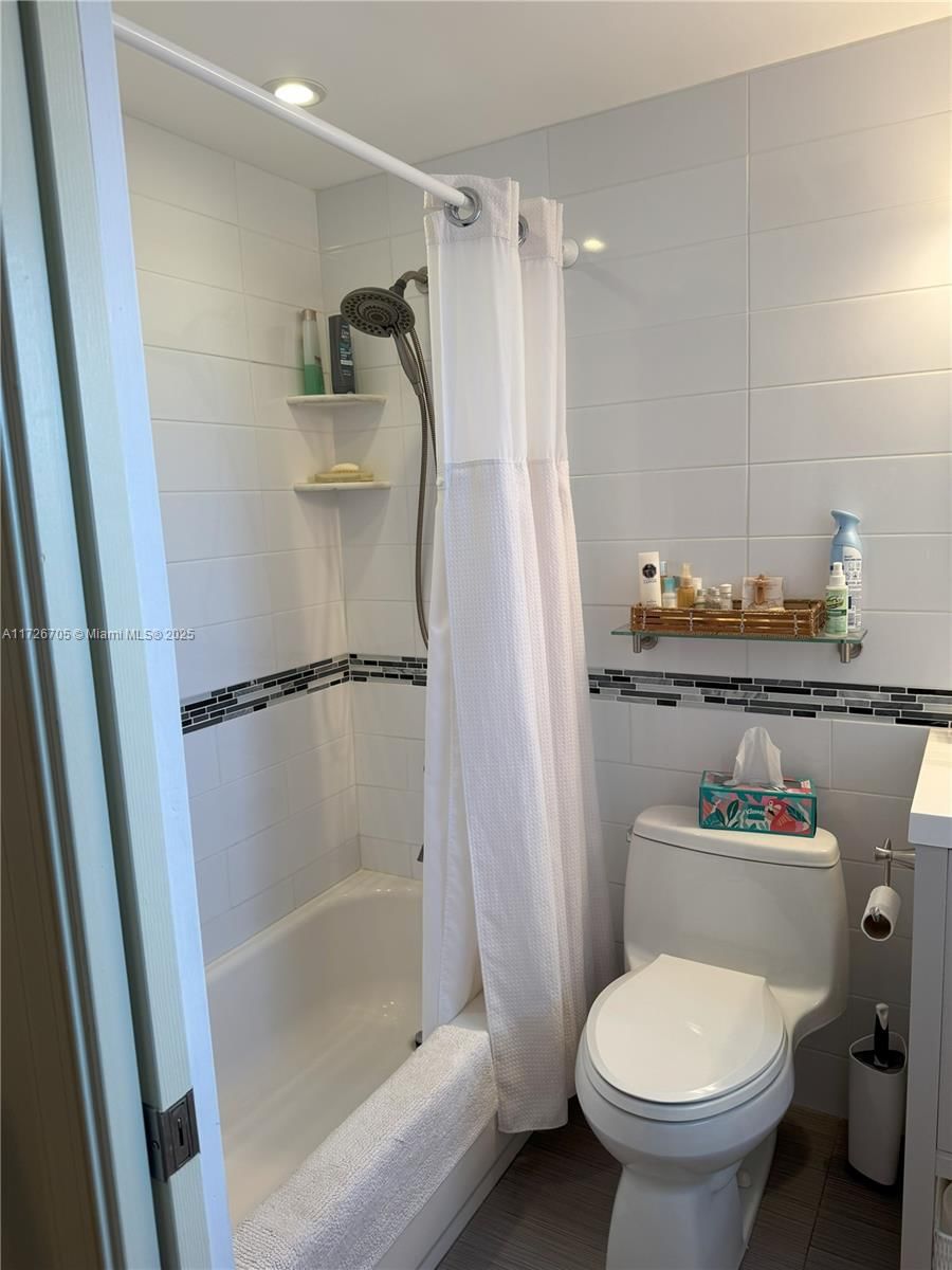 Real estate property located at 375 56th Ave #201, Broward, Meadows Condo, Margate, FL