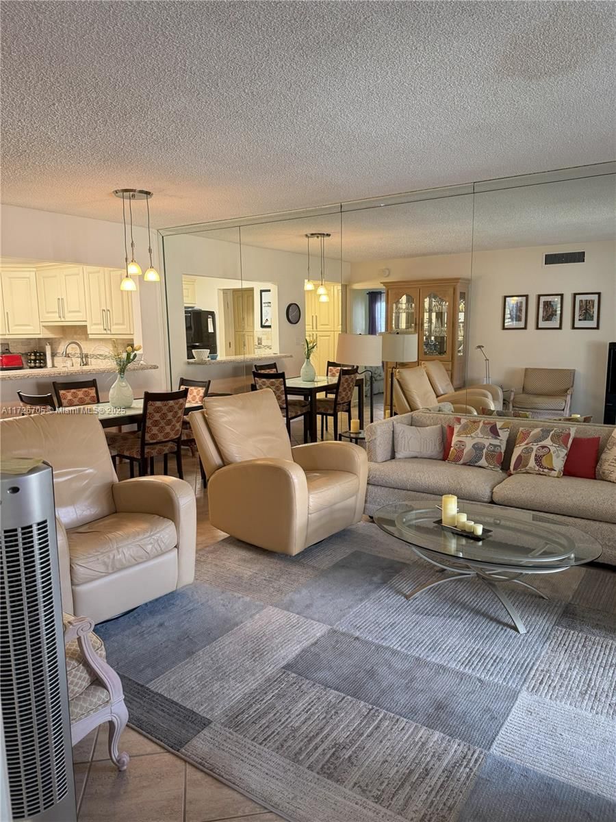 Real estate property located at 375 56th Ave #201, Broward, Meadows Condo, Margate, FL
