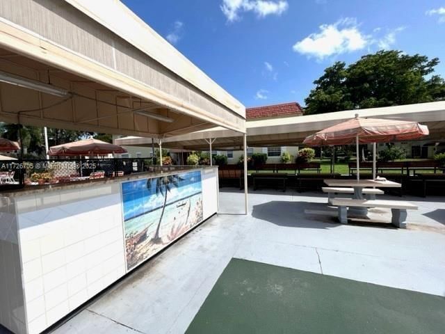 Real estate property located at 375 56th Ave #201, Broward, Meadows Condo, Margate, FL