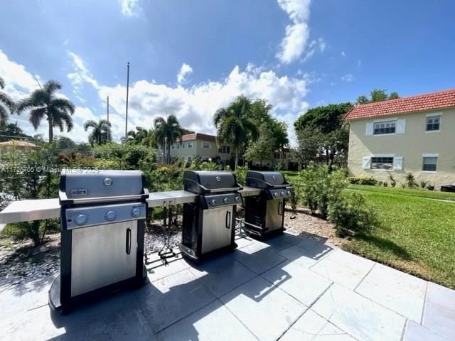 Real estate property located at 375 56th Ave #201, Broward, Meadows Condo, Margate, FL