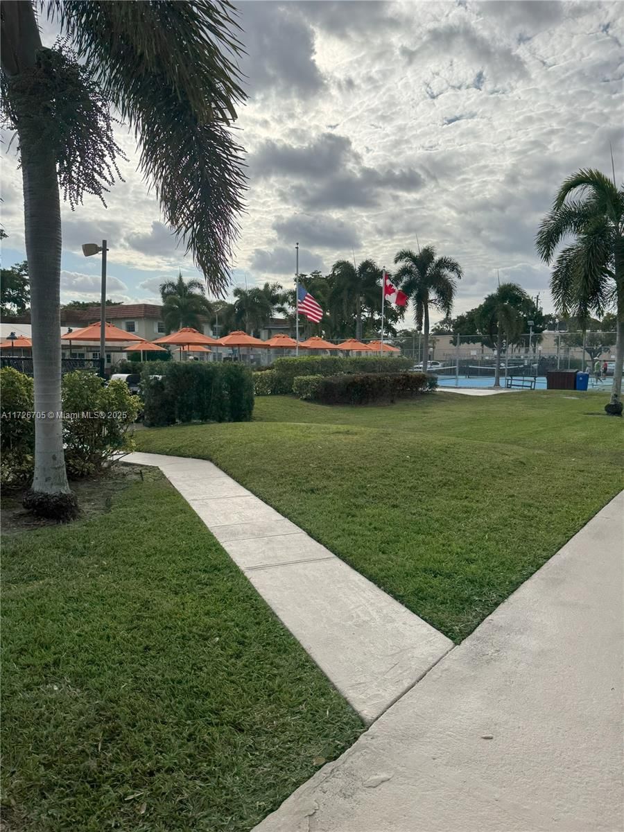 Real estate property located at 375 56th Ave #201, Broward, Meadows Condo, Margate, FL