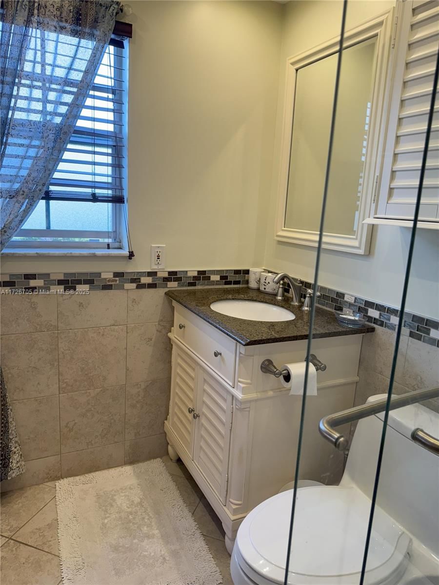 Real estate property located at 375 56th Ave #201, Broward, Meadows Condo, Margate, FL