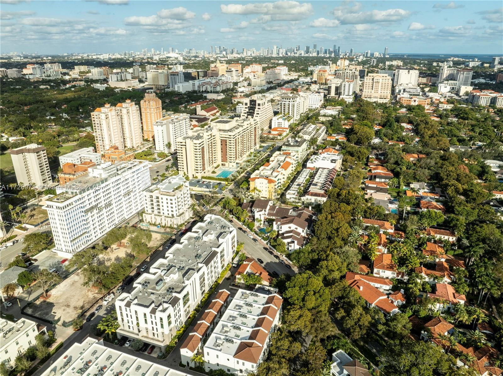 Real estate property located at 723 Biltmore Ct #723, Miami-dade, Coral Gables Biltmore Sec, Coral Gables, FL