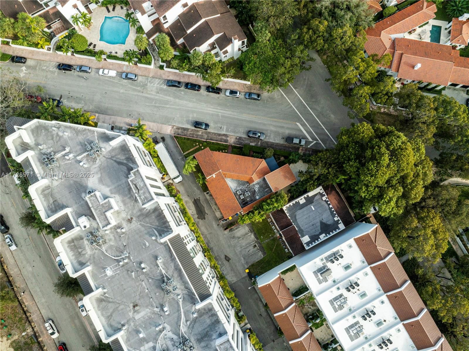 Real estate property located at 723 Biltmore Ct #723, Miami-dade, Coral Gables Biltmore Sec, Coral Gables, FL