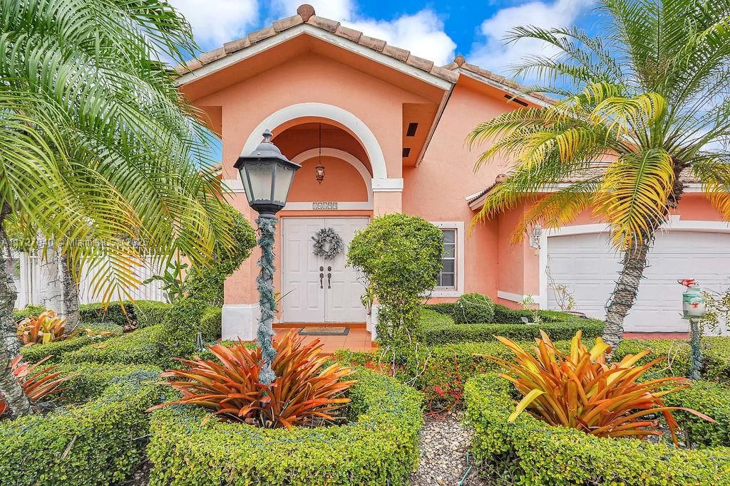 Real estate property located at 14199 9th St, Miami-dade, Vecin Homes 1st Addn, Miami, FL