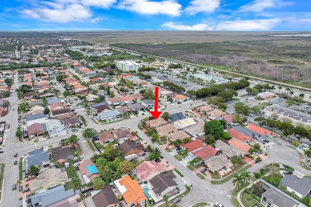 Real estate property located at 14199 9th St, Miami-dade, Vecin Homes 1st Addn, Miami, FL