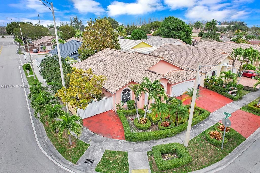 Real estate property located at 14199 9th St, Miami-dade, Vecin Homes 1st Addn, Miami, FL