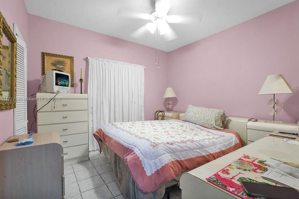 Real estate property located at 14199 9th St, Miami-dade, Vecin Homes 1st Addn, Miami, FL