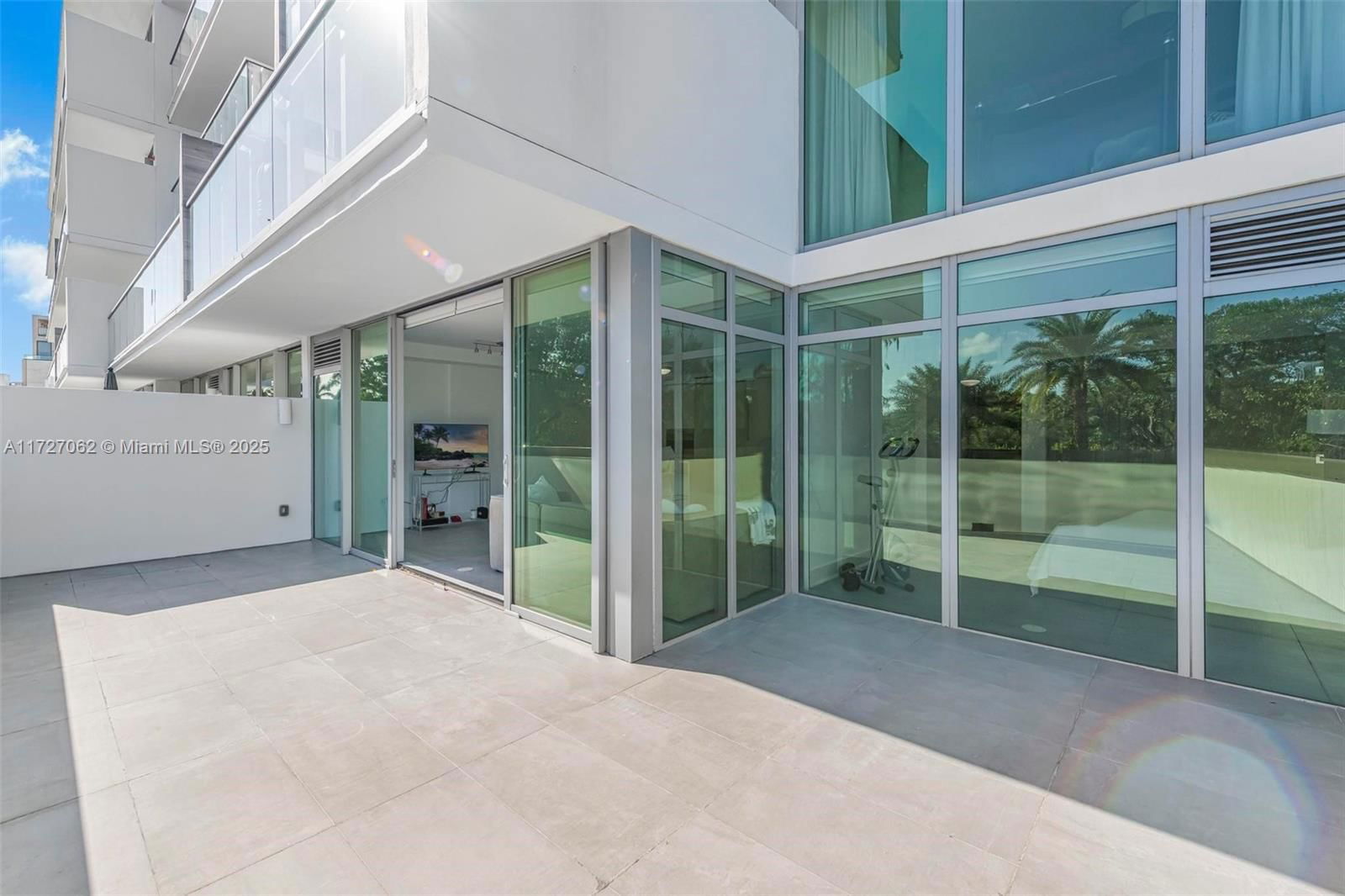Real estate property located at 1201 20th St #206, Miami-dade, Island View Addn, Miami Beach, FL