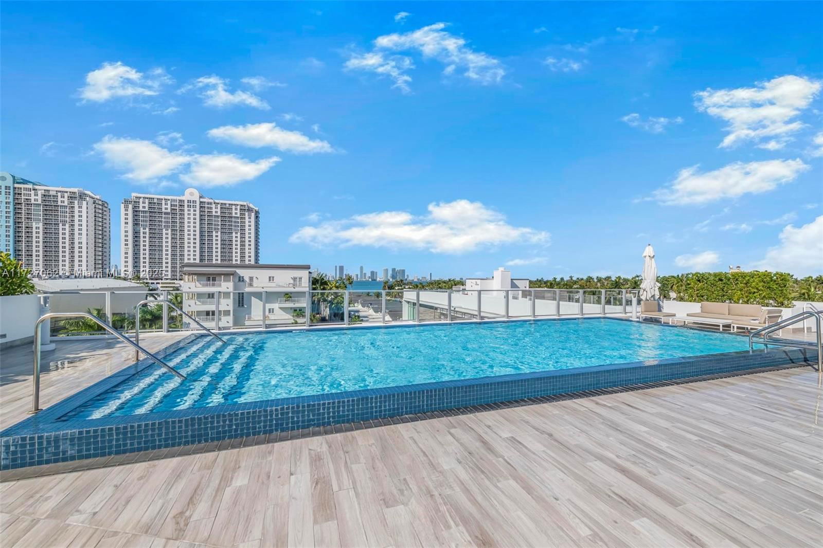 Real estate property located at 1201 20th St #206, Miami-dade, Island View Addn, Miami Beach, FL