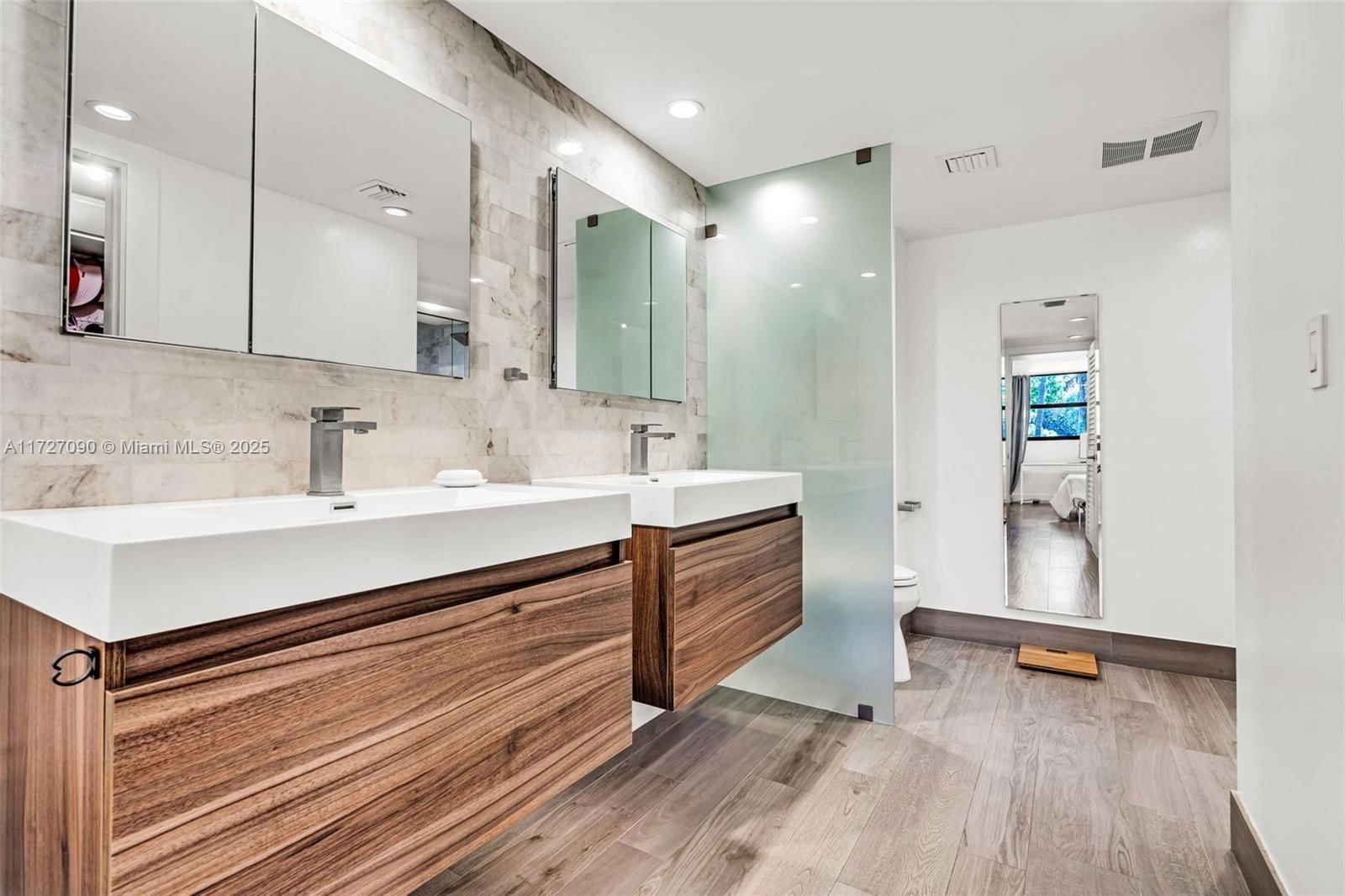 Real estate property located at 101 Ocean Lane Dr #1014, Miami-dade, Ocean Village Condo, Key Biscayne, FL