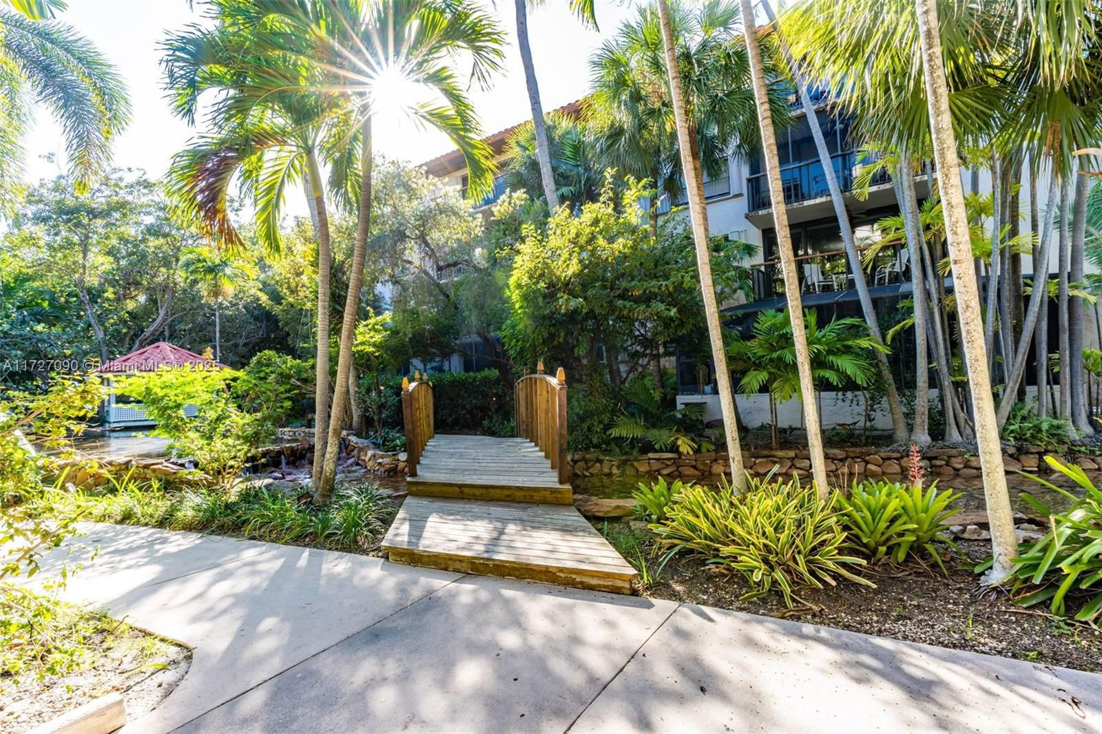 Real estate property located at 101 Ocean Lane Dr #1014, Miami-dade, Ocean Village Condo, Key Biscayne, FL