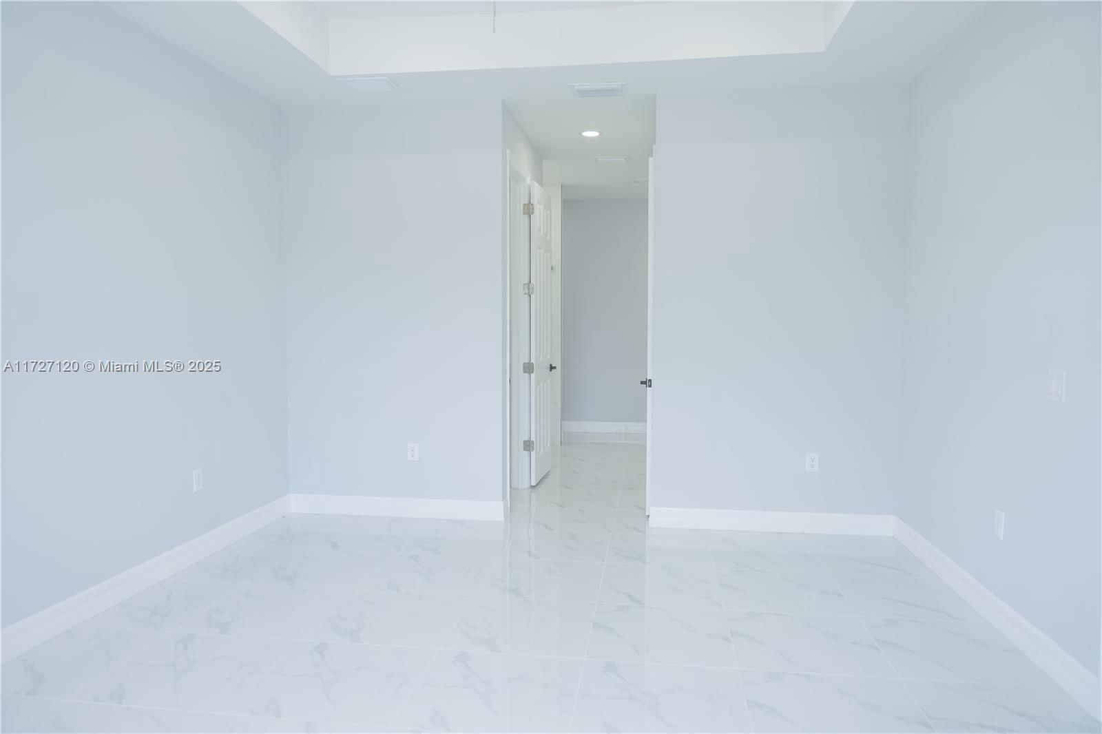 Real estate property located at 115 7th ST, Lee, Cape Coral, Cape Coral, FL