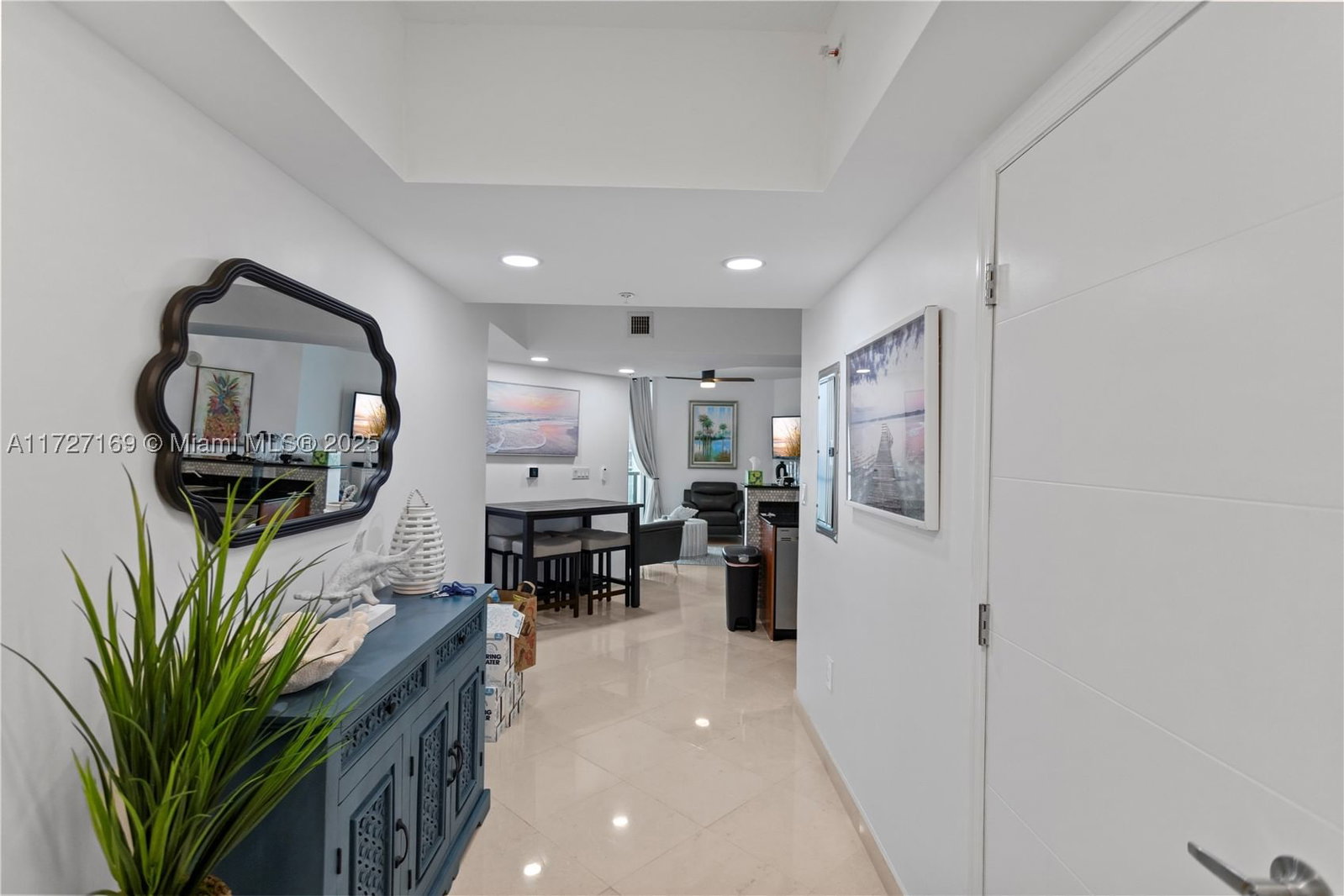 Real estate property located at 16699 Collins Ave #2709, Miami-dade, La Perla Condo, Sunny Isles Beach, FL