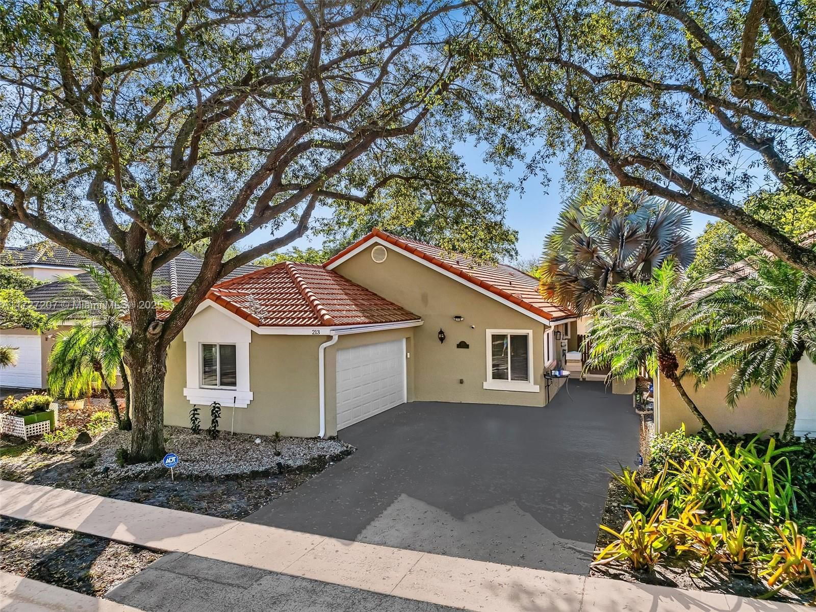 Real estate property located at 213 101st Ave, Broward, Central Park Lake, Plantation, FL