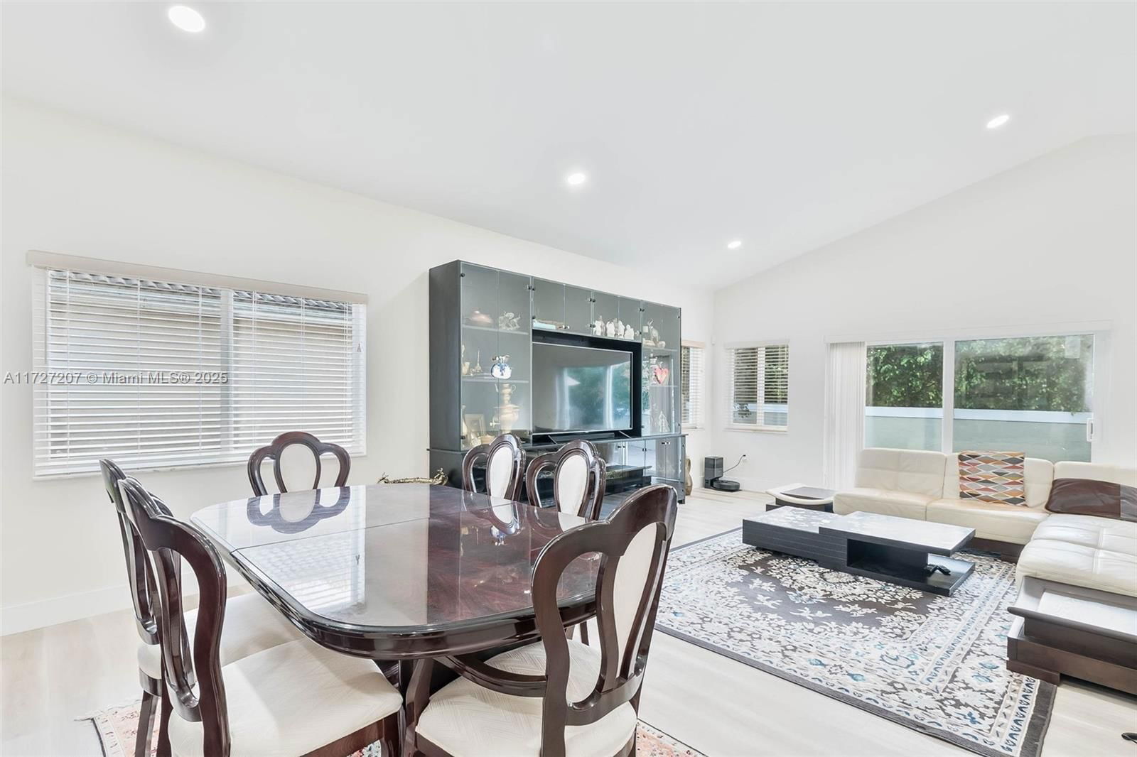 Real estate property located at 213 101st Ave, Broward, Central Park Lake, Plantation, FL